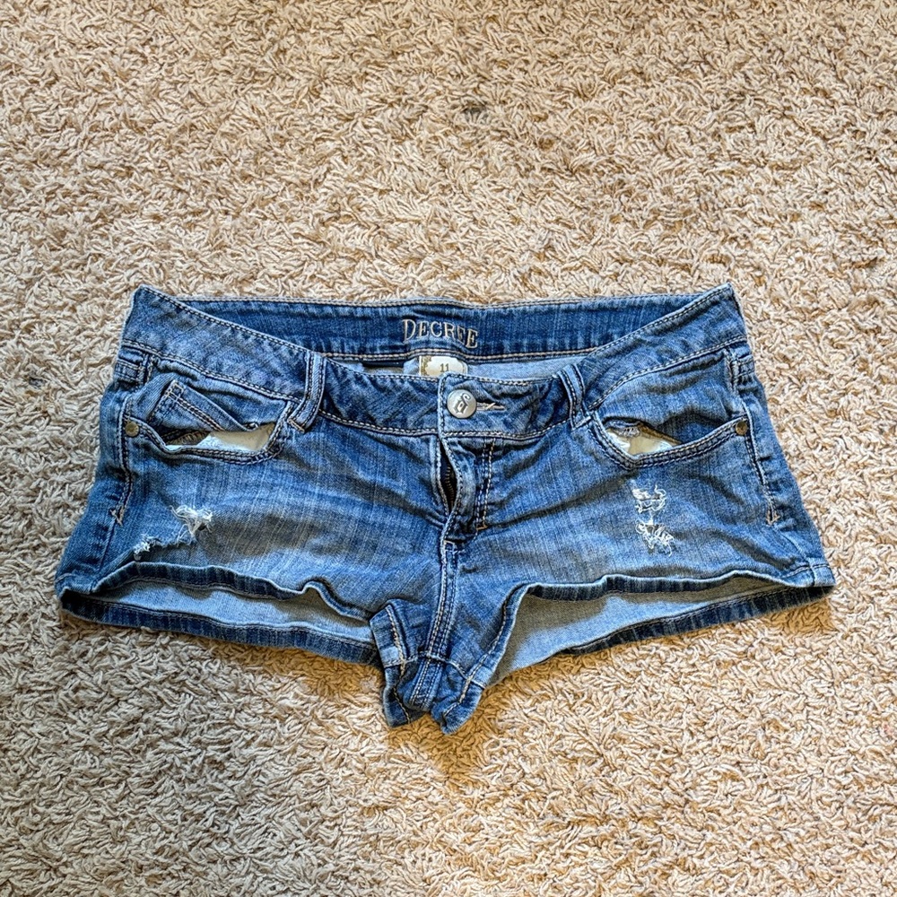 Decree Size 11 shorts